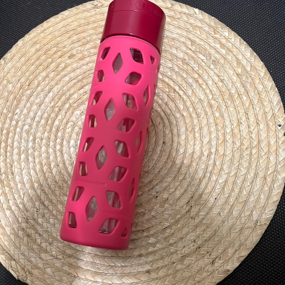 Lululemon Athletica Pure Focus Glass Drinking Bottle - Picture 5 of 13